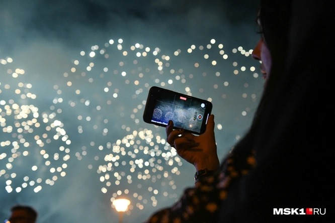 Временные ограничения движения и изменения в работе Московской канатной дороги в связи с праздничным салютом 23 февраля.