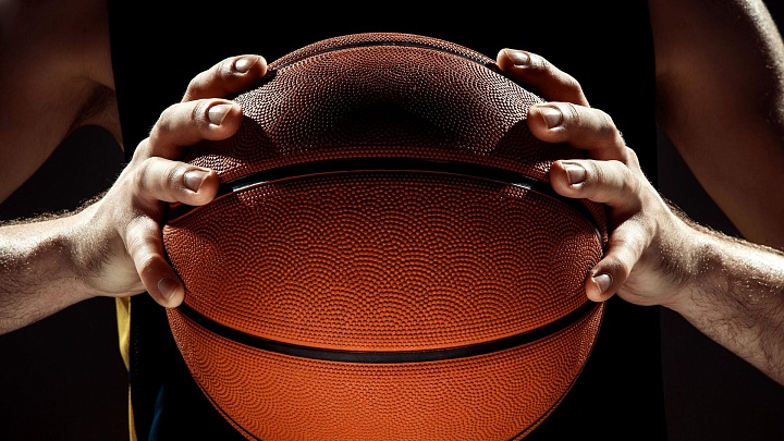 "Лейкерс" обыграли "Филадельфию" в матче НБА