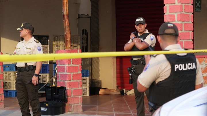 В Эквадоре арестовали двух подозреваемых по делу об убийстве футболиста