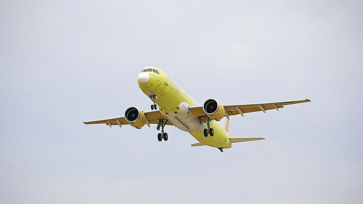 "Ростех" сохраняет планы начать поставки SJ-100 и МС-21