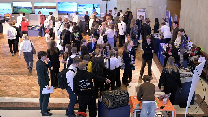 Более 65 школьников стали призерами Юношеской конференции в Петербурге