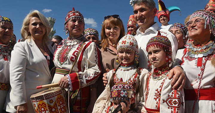 В Москве на ВДНХ широко отметили Всечувашский «Акатуй»