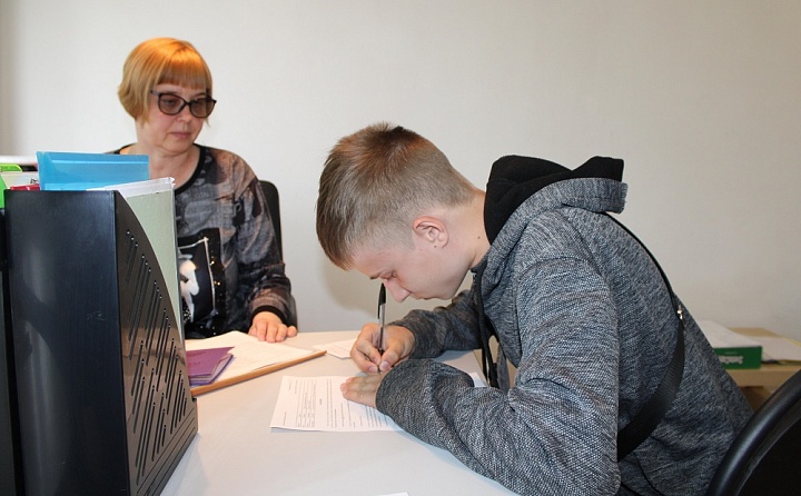 В столичных колледжах начали принимать заявления на поступление от абитуриентов