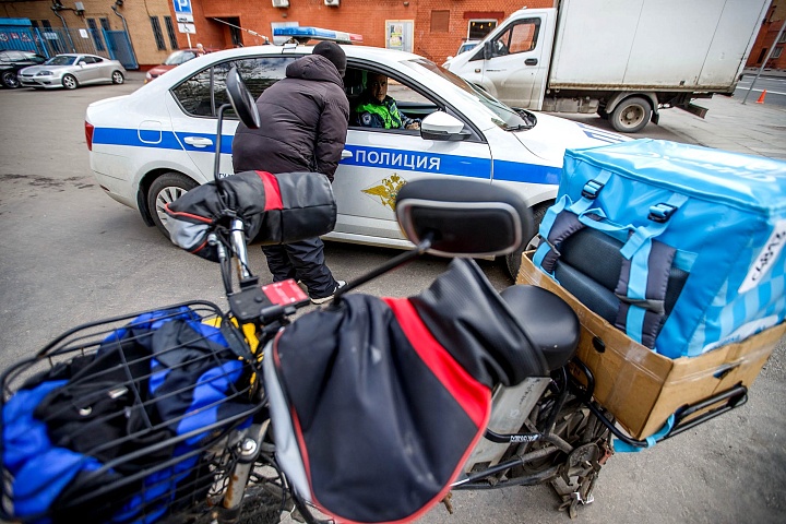 Госавтоинспекция Москвы выявила более семи тысяч нарушений среди водителей средств индивидуальной мобильности